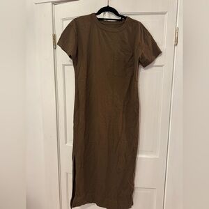 Everlane Brown Midi T-Shirt Dress